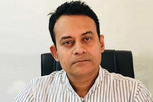 ঈদে বাড়তি ভাড়া নিলে কঠোর ব্যবস্থা: সড়কমন্ত্রী