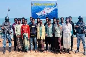 সমুদ্রে বিশেষ অভিযানে উদ্ধার ১৫৩, আটক ১৫