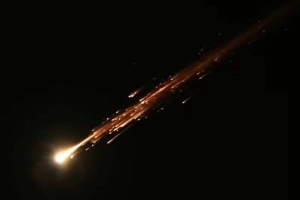 এবার ব্রিটিশ ঘাঁটি লক্ষ্য করে ইরানের হামলা