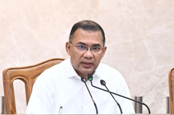 রাজধানীতে নারীদের জন্য আলাদা বাস সার্ভিস চালুর নির্দেশ প্রধানমন্ত্রীর