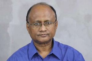 পদত্যাগ করলেন দুদক চেয়ারম্যান ও দুই কমিশনার