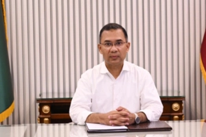 ‘ফ্যামিলি কার্ড’ বিতরণে যাচ্ছেন না প্রধানমন্ত্রী