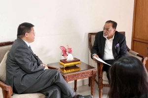 জনপ্রশাসন উপদেষ্টার সঙ্গে চীনা রাষ্ট্রদূতের সৌজন্য সাক্ষাৎ