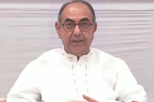 এভারকেয়ারে মির্জা আব্বাসের মস্তিষ্কে দ্বিতীয় দফা অস্ত্রোপচার চলছে