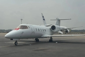 সিঙ্গাপুরের পথে মির্জা আব্বাস, দেশবাসীর কাছে দোয়া চাইল পরিবার