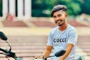 শহীদ মিনারে রাকিব হ/ত্যা, গ্রে/প্তার ৪