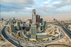 সৌদি আরবে বালিস্টিক ক্ষেপণাস্ত্র হামলা