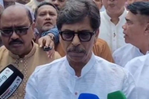 রেলক্রসিংগুলোতে স্বয়ংক্রিয় সিগন্যাল ব্যবস্থা চালুর ঘোষণা কৃষিমন্ত্রীর 