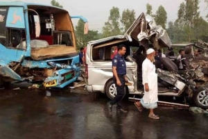 সড়ক দুর্ঘটনায় ৭ দিনে শতাধিক প্রাণহানি, আহত সহস্রাধিক