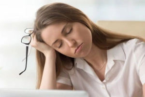 সারাদিন ক্লান্ত লাগছে? আজই বদলান খাদ্যাভ্যাস