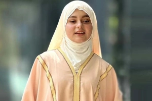 স্বামীর ছবি শেয়ার করলেন সিমরিন লুবাবা