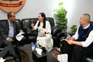 ঢাবি উপাচার্যের সঙ্গে সেন্টার ফর চায়না স্টাডিজের প্রতিনিধিদলের সাক্ষাৎ