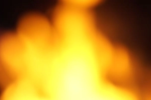 কুমিল্লায় বাসস্ট্যান্ডে আগুনে ছাই তিন বাস