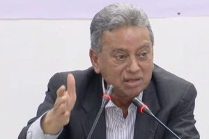 অর্থনীতি এখন প্রতিদিনের সংকট মোকাবিলা করছে: অর্থমন্ত্রী