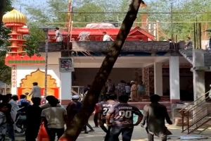 এলাকাবাসীর হামলায় কথিত পীর নি'হত