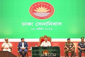 সশস্ত্র বাহিনীকে নিরপেক্ষ থাকার আহ্বান প্রধানমন্ত্রীর
