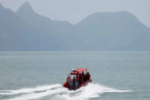 আন্দামান সাগরে ট্রলারডুবি: বাংলাদেশিসহ খোঁজ নেই ২৫০ জনের