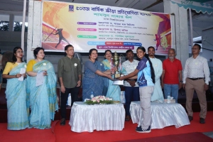 ঢাবি শামসুন নাহার হলের বার্ষিক ক্রীড়া প্রতিযোগিতায় চ্যাম্পিয়ন লিমা