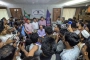 নবীন শিক্ষার্থীদের হলে সিট দিতে প্রশাসনকে আল্টিমেটাম ডাকসুর