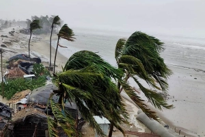 তিন অঞ্চলে দুপুরের মধ্যে বজ্রসহ বৃষ্টির আভাস