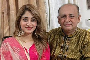 বাবার গ্রেপ্তারের পর মুখ খুললেন পূজা চেরী