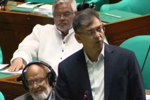 মাদক-জুয়ার বিরুদ্ধে কঠোর অভিযান শুরু করবে সরকার: স্বরাষ্ট্রমন্ত্রী