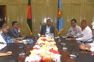 অবৈধ ব্যাটারিচালিত রিকশা নিয়ন্ত্রণে নীতিমালা প্রণয়নের উদ্যোগ ডিএসসিসির