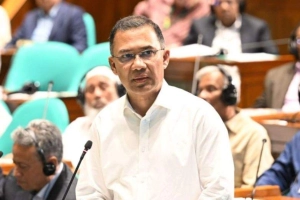 শিক্ষকদের বেতন বৃদ্ধির ঘোষণা প্রধানমন্ত্রীর