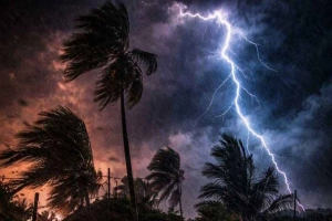 দেশের পাঁচ অঞ্চলে ৬০ কি.মি বেগে ঝড়ের আশঙ্কা
