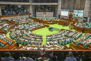 ৬ লাখ শিক্ষকের বেতন না পাওয়ায় সংসদে ক্ষোভ