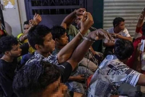 মালয়েশিয়ায় বিশেষ অভিযানে বাংলাদেশিসহ ৩৯ বিদেশি আটক