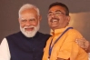 পশ্চিমবঙ্গ সফরে এসে বাংলাদেশ প্রসঙ্গ তুললেন মোদী