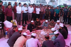 শাহজালাল (রহ.) মাজারে প্রথমবার প্রকাশ্যে দানবাক্সের টাকা গণনা শুরু
