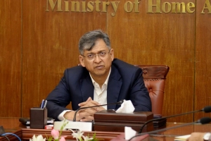দেশে ৮২ লাখ মানুষ মাদক ব্যবহার করেন: স্বরাষ্ট্রমন্ত্রী