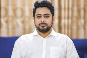 ৫ আগস্টের মধ্যে জুলাই জাদুঘর খুলতে হবে: নাহিদ ইসলাম