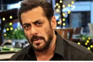 ‘নিজেকে বলিউডের বাপ ভাবলেই হবে না’, সালমানকে প্রযোজকের চ্যালেঞ্জ