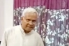 ধুলায় ঢেকে থাকা অফিস দেখে ক্ষুব্ধ সমাজকল্যাণ মন্ত্রী