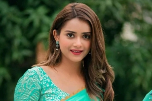 প্রতারণার মামলায় তানজিন তিশার বিরুদ্ধে সমন জারি