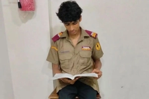 বাবার দাফনের রাতভর ডিউটি, সকালে এইচএসসি পরীক্ষায় শিক্ষার্থী