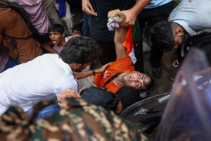 সিজেপি আন্দোলনে নতুন মোড়, সংঘর্ষের পর ইন্টারনেট বন্ধ

