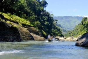 সাঙ্গু নদীতে নৌকাডুবি, নিখোঁজ এক পর্যটক