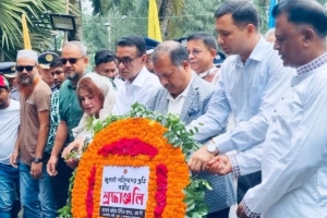 গণতন্ত্রের মতপার্থক্য সংসদেই সমাধান হওয়া উচিত: তথ্যমন্ত্রী