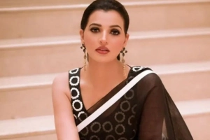 মেয়েরা বাস কেন চালাতে পারবে না: বর্ষা