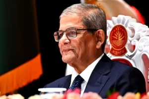 আজ বঙ্গভবনে উঠছেন রাষ্ট্রপতি মির্জা ফখরুল
