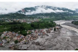 হিমবাহ ধসেই নেপালের ভয়াবহ বন্যা, বলছেন বিজ্ঞানীরা