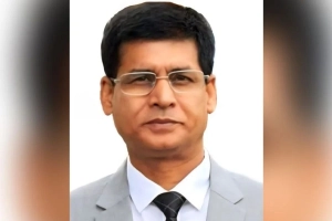 সচিব পদে পদোন্নতি পেলেন বেনজামিন রিয়াজী