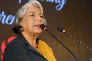 ‘ফ্যাসিবাদ নানা রূপে ফিরে আসতে পারে’