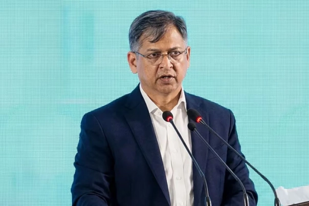 দীর্ঘায়িত রোহিঙ্গা সংকটে বাড়ছে নিরাপত্তাঝুঁকি: স্বরাষ্ট্রমন্ত্রী