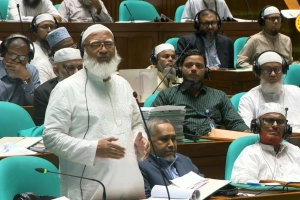 সৎ মানুষ কখনো দেশ থেকে পালান না: জামায়াতে আমির