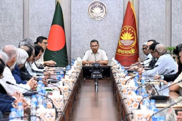 বিদ্যুৎ-জ্বালানি পরিকল্পনা বাস্তবায়নে ব্যবসায়ী ও গণমাধ্যমের সহযোগিতা চান প্রধানমন্ত্রী